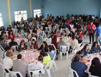 Conmemora Canatlán el Día Internacional de la Mujer con un desayuno