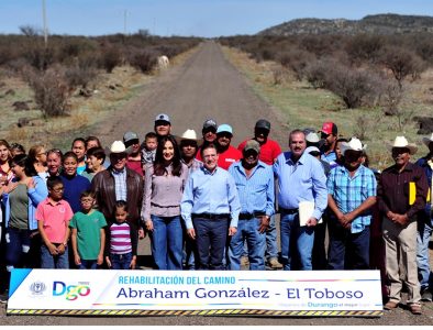 Rehabilitados más de mil 100 kilómetros de caminos rurales en Durango