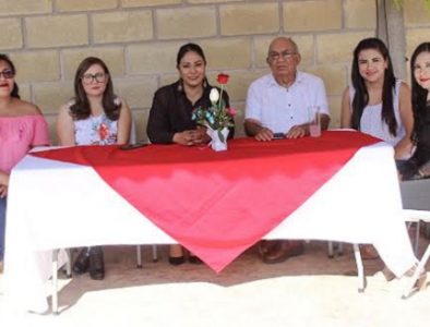 Festejan a médicos de Cuencamé en su día