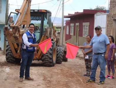 Inicia obra de pavimentación en el barrio Juárez de Vicente Guerrero