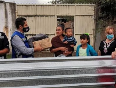 Continúa en Vicente Guerrero la entrega de apoyos a personas vulnerables