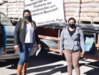 Entregan materiales subsidiados a familias de Peñón Blanco