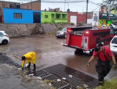 Listos para proteger de las lluvias a las familias duranguenses : Toño Ochoa