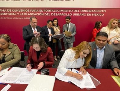 Alcaldesa concreta Plan Municipal de Desarrollo para Vicente Guerrero