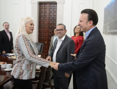 Alcaldesa de Cuencamé se reúne con Esteban Villegas y Gaby Hernández