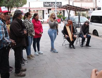 Celebran con actividades culturales a los adultos mayores de Vicente Guerrero