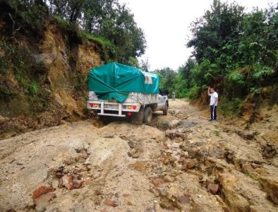 Destrozan lluvias caminos rurales de San Dimas