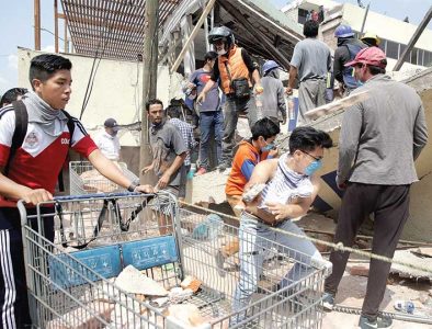 Contabilizan 251 muertos por sismo de 7.1 grados