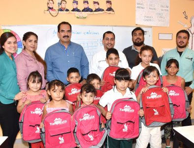 Avanza entrega de mochilas gratuitas en Tamazula; van más de 25 comunidades