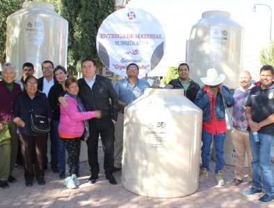 Proporciona Cuencamé tinacos subsidiados a través de Mariana Trinitaria
