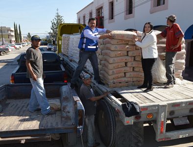 Entregan material para construcción en beneficio de familias neoidealenses