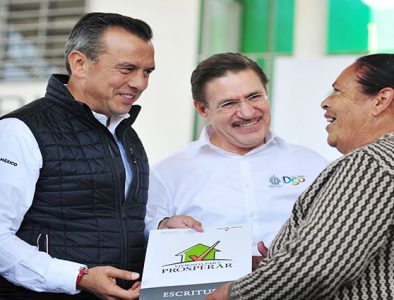 Entregan Cartas de Liberación y Escrituras a familias de Pueblo Nuevo
