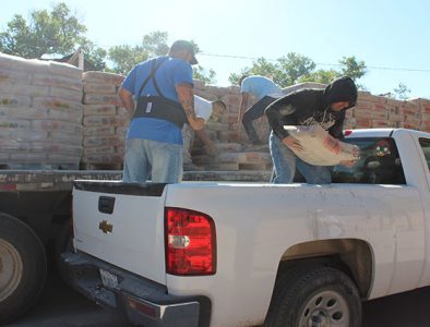 Congregación Mariana Trinitaria envía material de construcción a Nombre de Dios