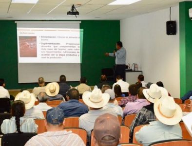 Realizan primer Foro Regional Agropecuario en Guadalupe Victoria