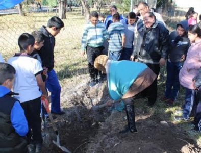 Inicia construcción de barda perimetral en escuela de J. Guadalupe Aguilera