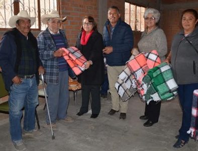 Inician posadas en grupos de la tercera edad de Poanas