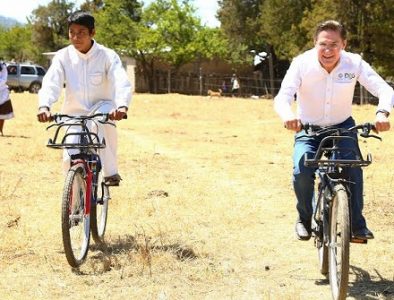 Mezquital, el más beneficiado con “A la escuela en Bicicleta”: Aispuro