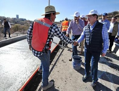 Habitantes de 8 localidades se benefician con camino rural: Secope