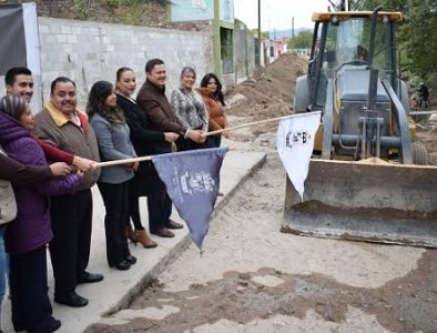 Inicia rehabilitación de calle Siglo de Torreón en Peñón Blanco