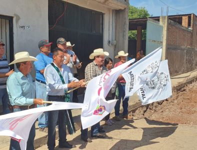 Inicia Gobierno de Mezquital pavimentación en Huazamota