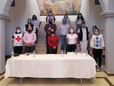 Capacitan a comerciantes de Villa Unión en el tema del Covid-19