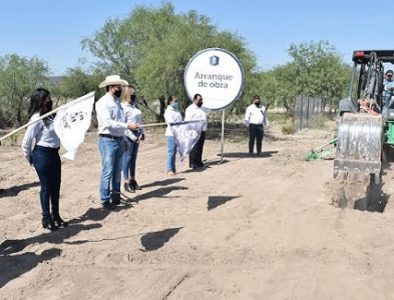 Atienden desabasto de agua potable en comunidad de Peñón Blanco