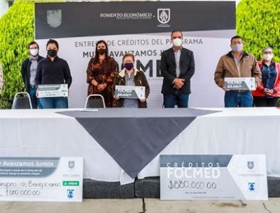 Entregan casi 2 mdp en créditos para micro y pequeñas empresas