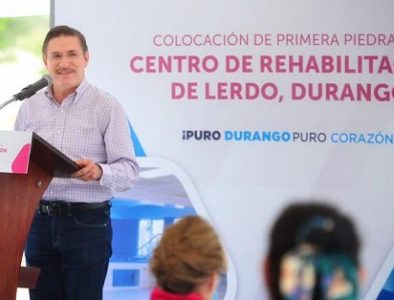 Colocan primera piedra del CREE en Lerdo