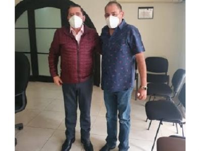Alcalde de Poanas se reúne con el Secretario de Bienestar Social