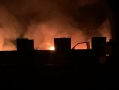 Enfrentamiento armado en Canelas deja dos muertos, casas y vehículos incendiados