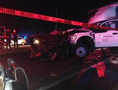 Tras choque en Gómez Palacio, hombre muere calcinado