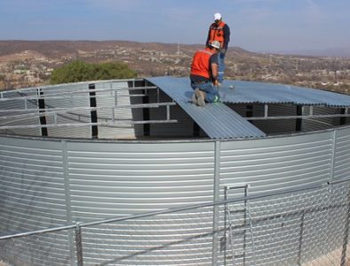 Supervisan construcción de macrotanque en Peñón Blanco