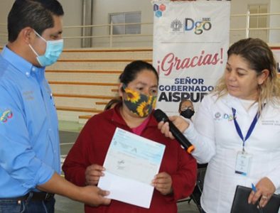 Con Microcréditos a la Palabra, se benefician 184 comerciantes de Vicente Guerrero