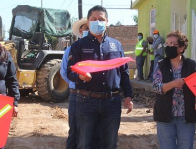 Inicia obra de pavimentación de la calle Durango de Vicente Guerrero