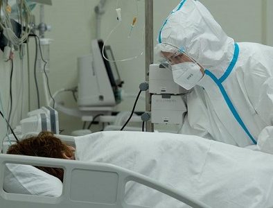 Tercera ola de Covid-19 satura 102 hospitales en el país