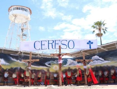 Realizan Viacrucis viviente del Cereso 1 de Durango