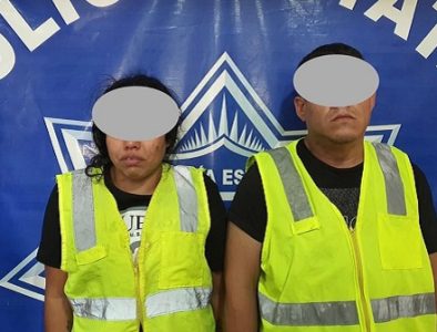 Detienen en Gómez Palacio a pareja que robó a mano armada un vehículo Didi