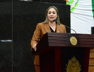 Diputados locales buscan más espacios laborales para estudiantes