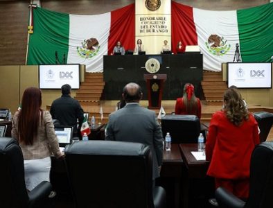 Honra Congreso de Durango memoria de fallecidos en accidente carretero