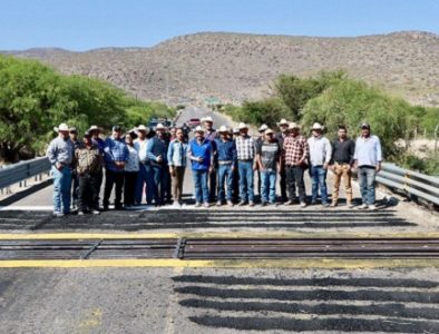 Trabajan por caminos rurales seguros para las comunidades de Durango