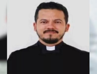 Desaparece sacerdote Jesús Yovani en Culiacán; fue visto por última vez el Domingo de Ramos