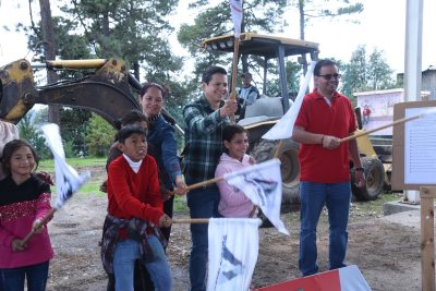 Inicia construcción de parque infantil en la colonia Azteca de Pueblo Nuevo