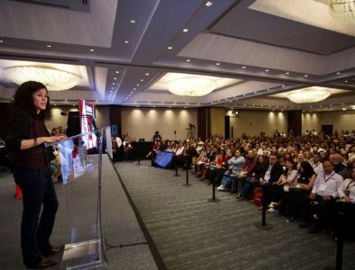 Morena acuerda crear más de 70 mil comités seccionales y cierra filas con Sheinbaum ante presiones de Trump