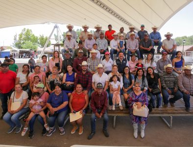 Comunidades rurales se suman a la Subasta Ganadera del DIF para ampliar la Casa Hogar en Durango