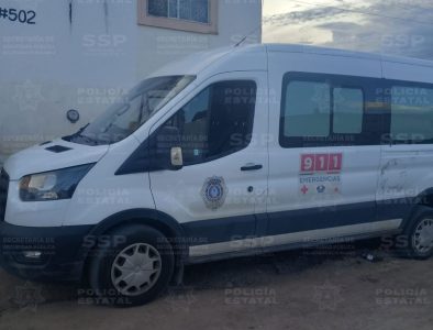 Especialistas de Línea Amarilla contienen a hombre en crisis que pedía ayuda para no autolesionarse