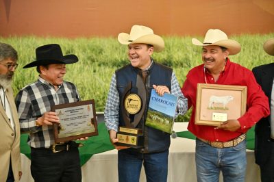 Jueces reconocen avances genéticos y adaptación ganadera de Durango durante “La Villista 2025”