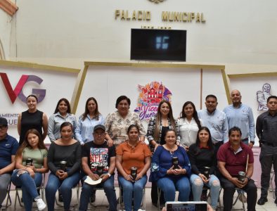 Entregan apoyos en especie a microempresas de Vicente Guerrero a través del programa estatal “Más valor a tu empresa”