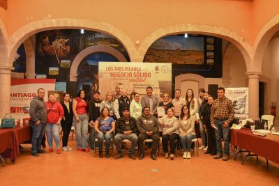 Concluye con éxito el curso-taller ‘Los tres pilares para un negocio sólido y una marca con identidad’ en Santiago Papasquiaro