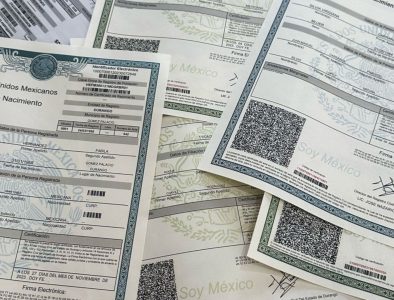 Detiene FECCED a particular que vendía  actas de nacimiento apócrifas