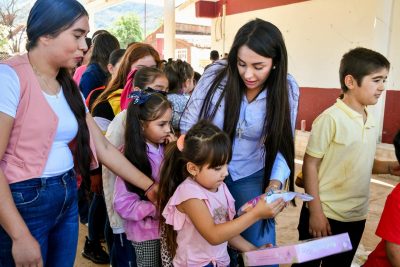 Gobierno Municipal de Santiago Papasquiaro visita la comunidad de Las Flores tras más de 12 años de ausencia institucional